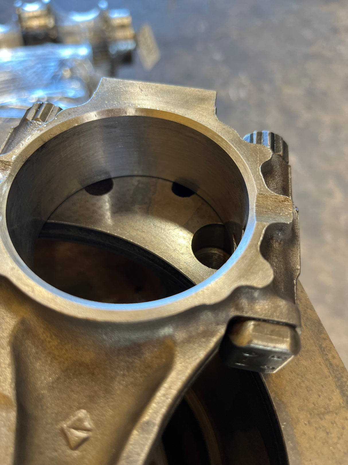 Ford / Navistar Refurbished Connecting Rods